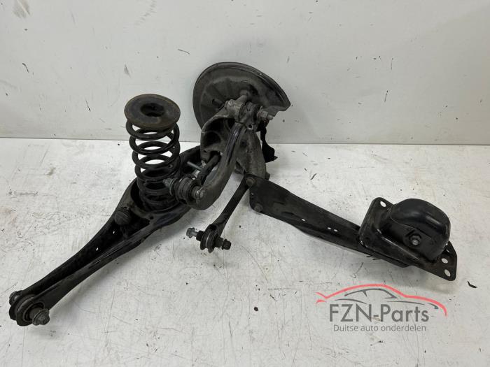 Audi RSQ3 83A Wielophanging links-achter