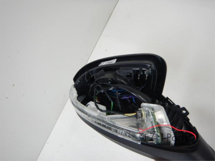 VW ID3 Zij buiten spiegel rechts
