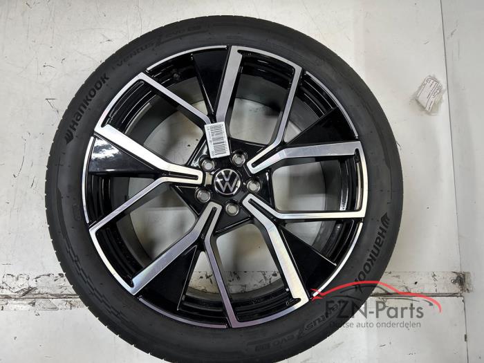 Sportvelgenset + banden Volkswagen Tiguan (24018544)