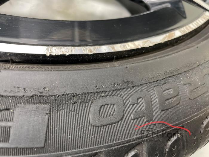 Mercedes-Benz W177 W118 AMG Velgen set + Banden