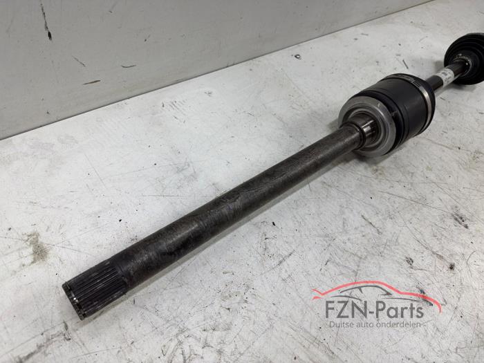 Mercedes-Benz C63S E-performance W206 Aandrijfas Rechts-achter