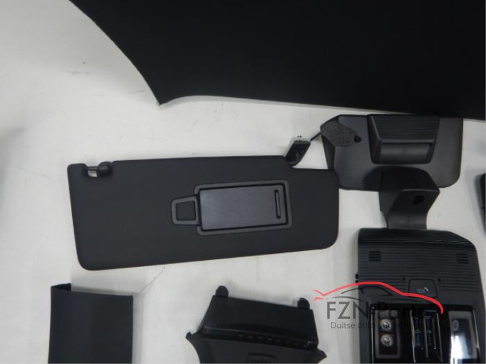 VW Tiguan 571 Hemel+Hemeldelen Zwart Compleet Pano