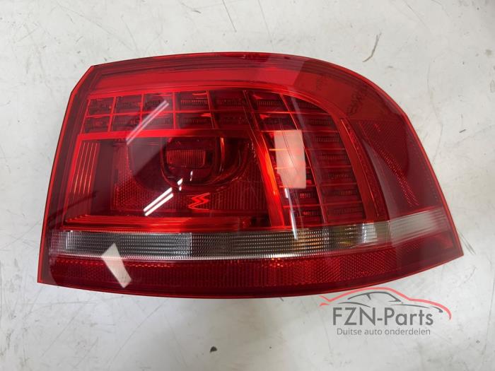 VW Passat B7 Achterlicht Rechts-buiten