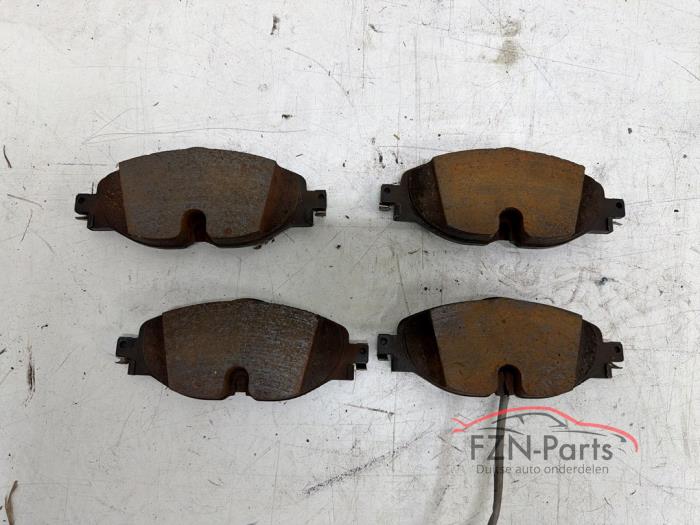 VW Golf 7 GTI Remblok blokken set voorzijde