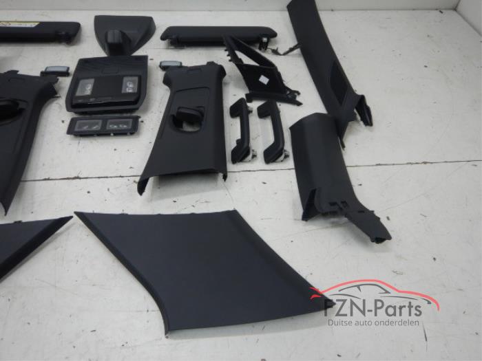 VW Golf 8 Variant Zwart Hemeldelen set compleet