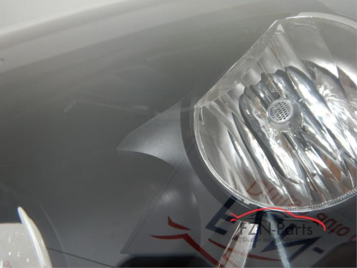 VW Touran 1T0 koplamp H7 Halogeen Links