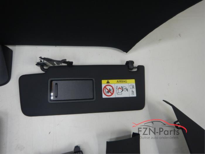VW Tiguan 571 Hemel+Hemeldelen Zwart Compleet Pano