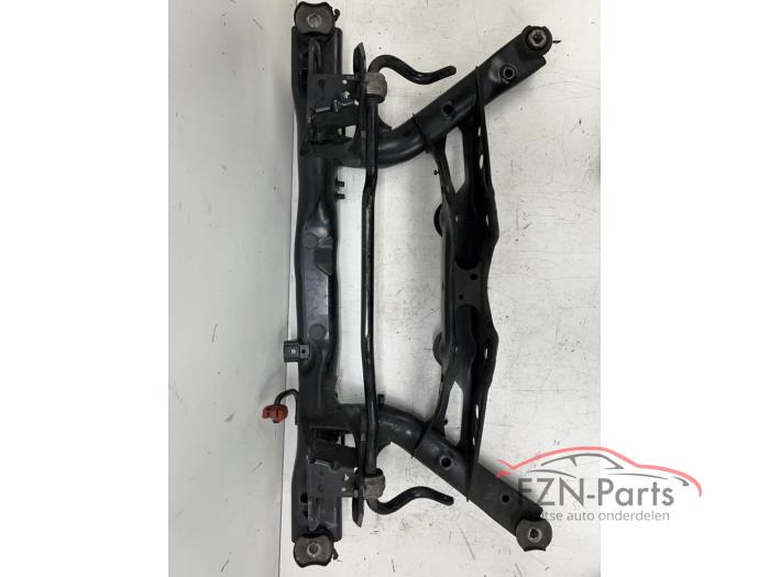 Audi RSQ3 83A Subframe met stabillisatorstang achterzijde