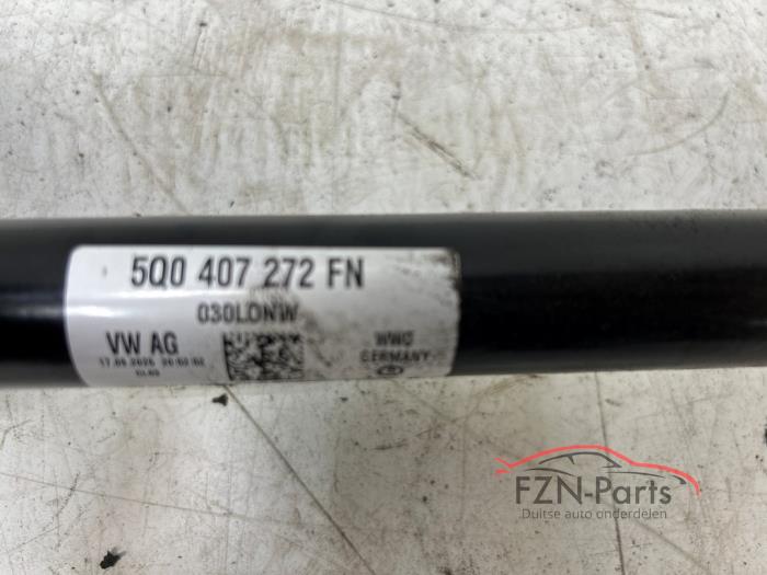 VW Golf 8R Aandrijfas Rechts-voor