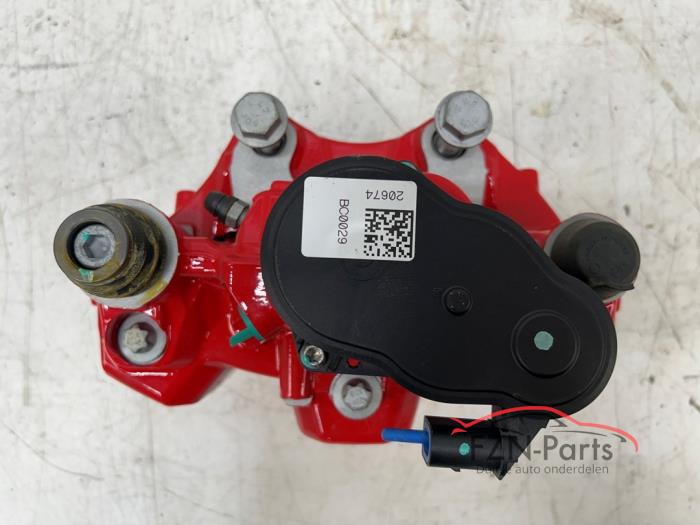 Mercedes-Benz W206 C63S E-Performance Remklauw Rechts-achter Rood