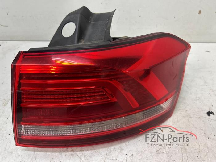 VW Passat B8 Achterlicht Rechts-buiten