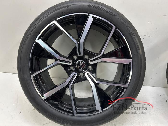 Sportvelgenset + banden Volkswagen Tiguan (24018544)