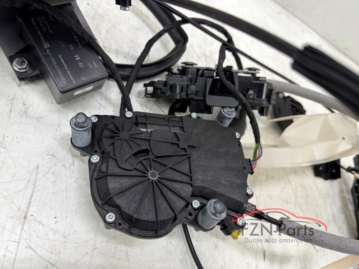 VW Transporter T6.1 Sluithulpmotor + bekabeling Schuifdeur rechts
