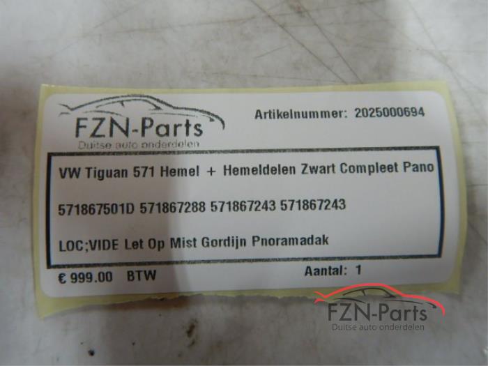 VW Tiguan 571 Hemel+Hemeldelen Zwart Compleet Pano