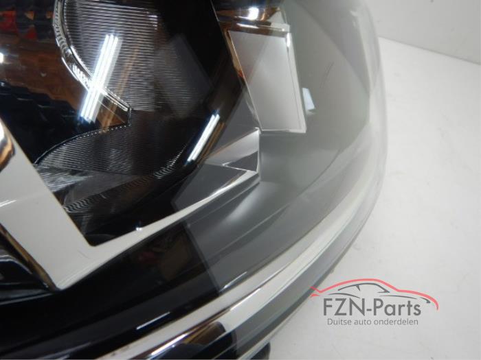 VW Transporter T6.1 Koplamp rechts H7