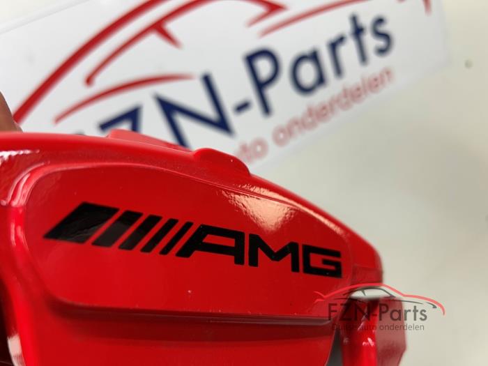 Mercedes-Benz W206 C63S E-Performance Remklauw links-achter Rood