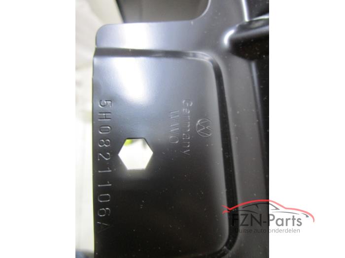 VW Golf 8 Zijscherm Spatscherm Rechts R Nieuw ( Zij scherm )