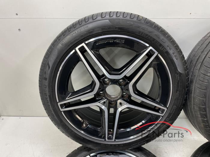 Mercedes-Benz W177 W118 AMG Velgen set + Banden
