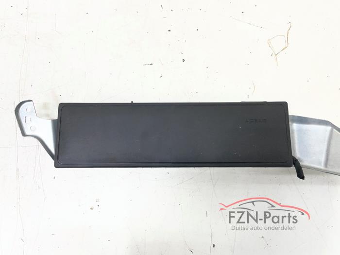 VW Touareg 760 Knieairbag rechts passagier