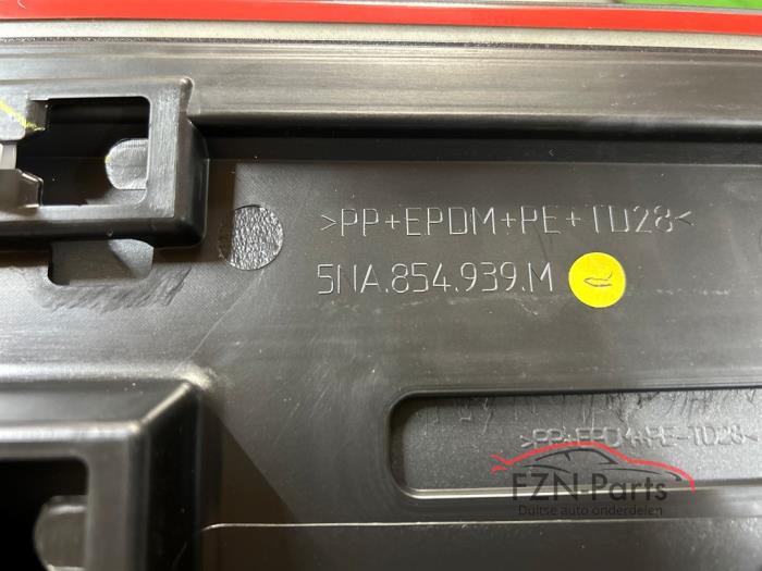 VW Tiguan 5NA Facelift blackline Sideskirt Links-voor LC7Q