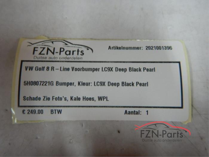 VW Golf 8 R-Line Voorbumper LC9X Deep Black Pearl