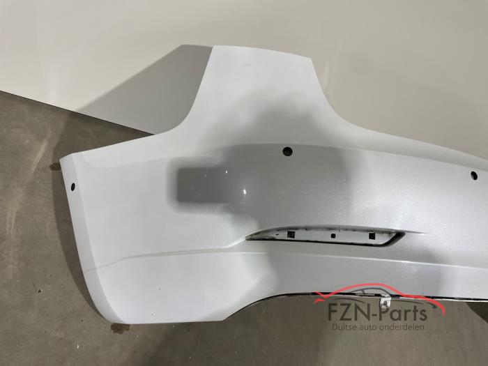 Tesla model 3 achterbumper parelmoer wit 6pdc