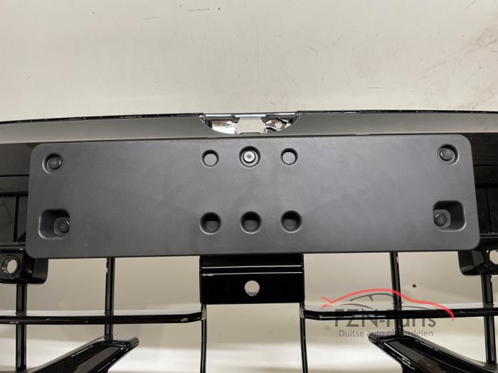 VW Golf 8 R Facelift Voorbumper Zwart