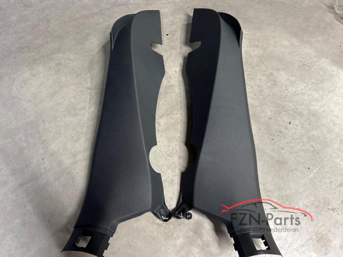 Audi A1 82A Achterbankbekleding plastic links en rechts