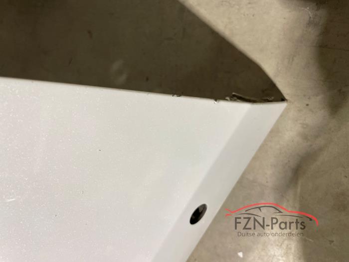 Tesla model 3 achterbumper parelmoer wit 6pdc