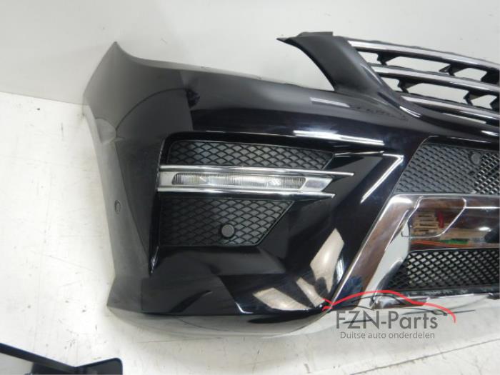 Mercedes-Benz W166 ML-Klasse AMG-Line Voorbumper 6PDC KLS 9197