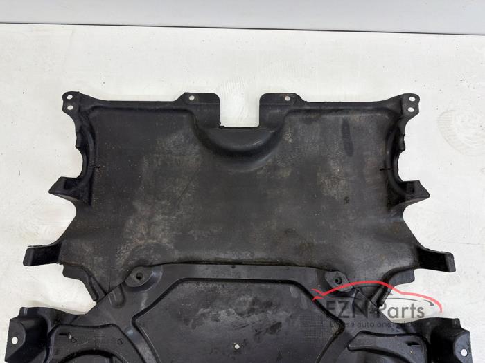 Mercedes-Benz C-Klasse W204 Motor Bodemplaat Set