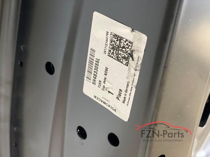 VW Golf 8 Portier Links-achter Kaal ongespoten
