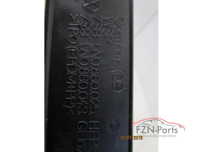 VW Tiguan 5N0 Dak rails dragers mat zwart set links rechts