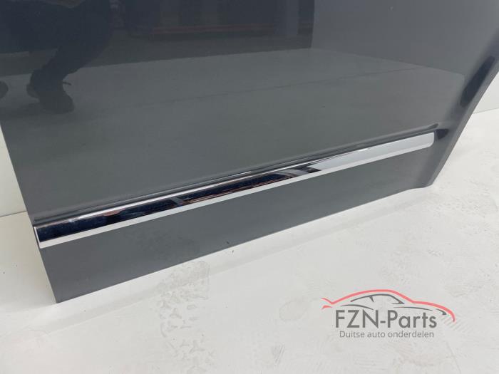 VW Transporter T6 California Portier Rechts