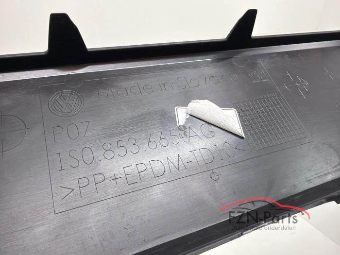 VW Up! Facelift Inleg voorbumper mistlamp uitsparing