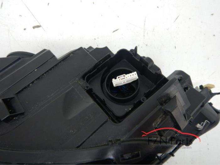 VW Golf 8 5H1 Koplamp LED Rechts