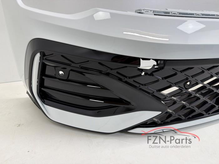 VW Golf 8 5H R-Line Facelift Voorbumper LC9A 4PDC