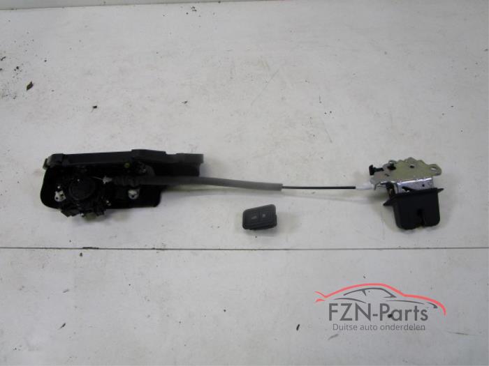 Audi A8 4N Achterklepslot + Motor + Schakelaar