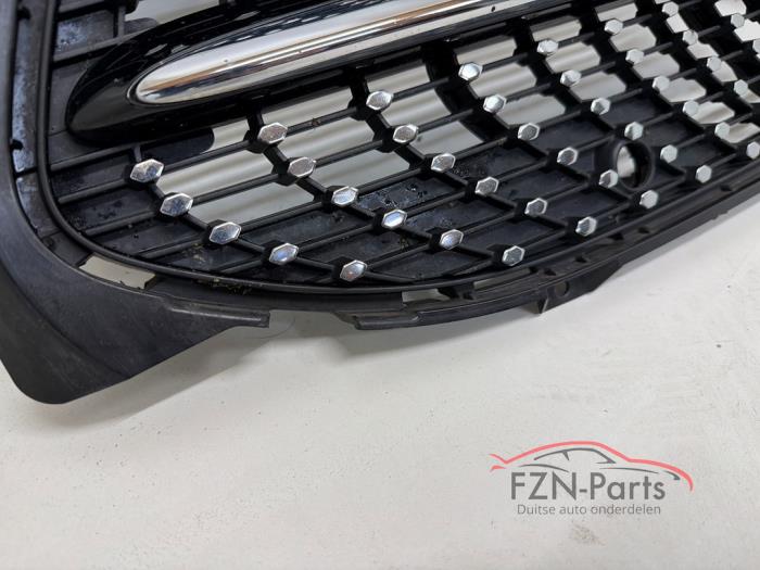 Mercedes-Benz A-Klasse W177 Diamond Grille Camera