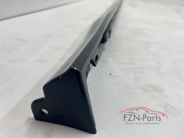 VW Golf 8 R-Line Sideskirt Links met houder