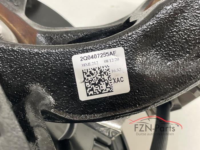 VW Polo 2G Fusee Links-voor