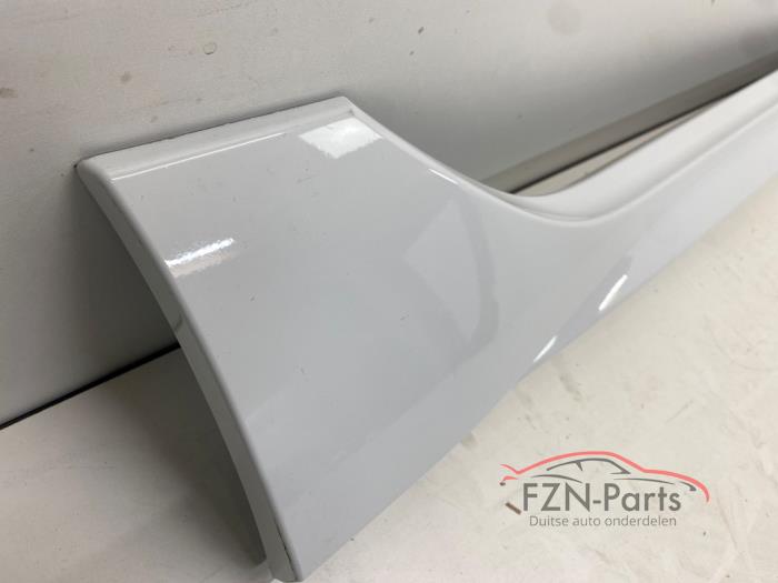 VW Golf 8 R 5H Sideskirt Rechts Wit