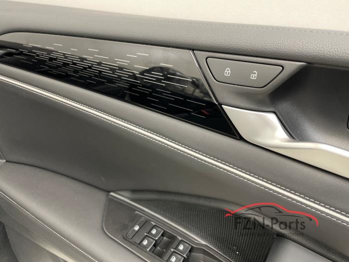 VW Tiguan 571 Interieur Leer met deurpanelen Harman kardon