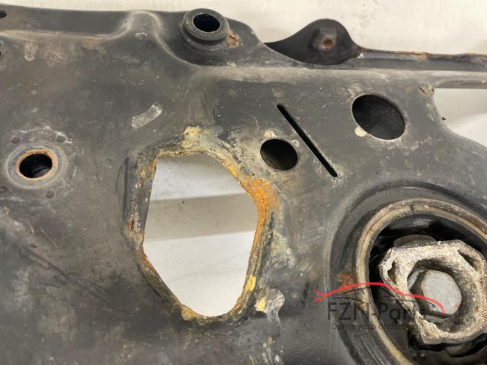 VW Golf 8 Subframe voorzijde met stabillisatorstang