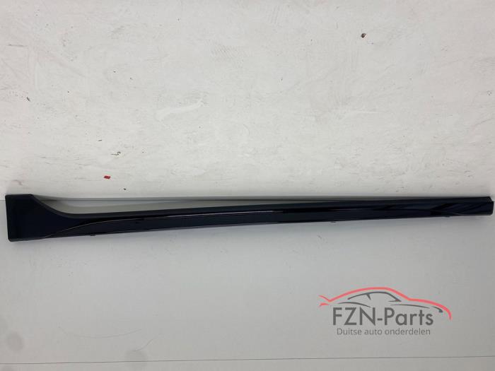 VW Golf 8 R 5H Sideskirt Rechts Zwart