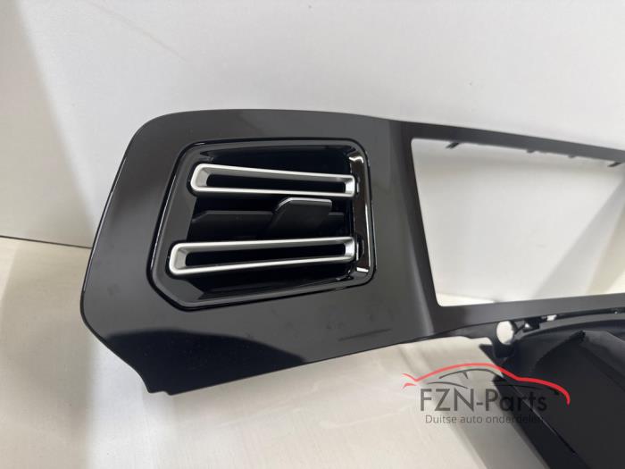 VW Tiguan 571 Dashboard inleg