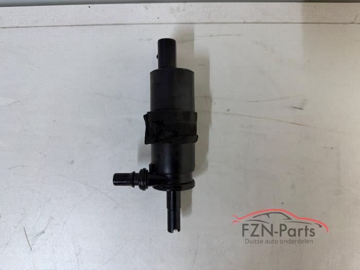 Audi A5 8W Koplampsproeier pomp