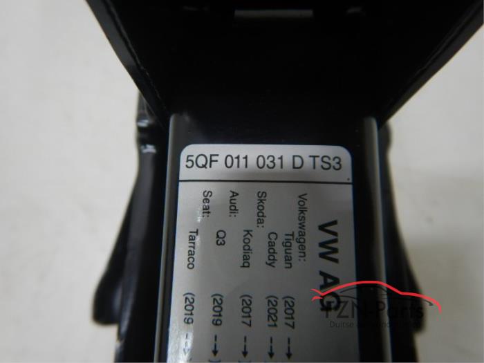 VW Tiguan 5NA Krik+ Zak