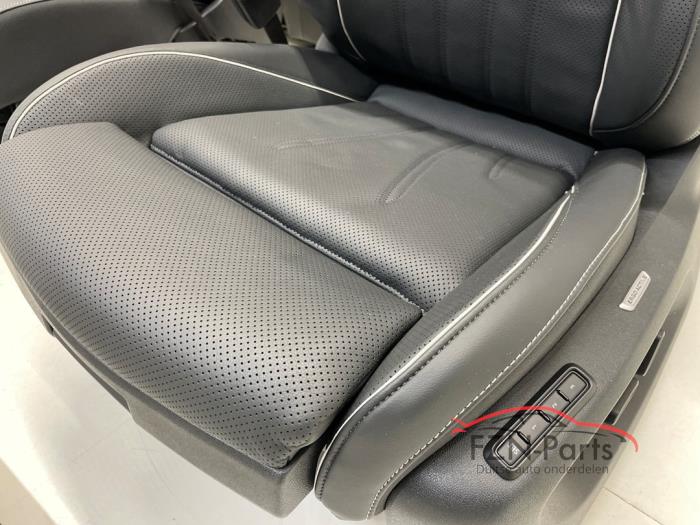 VW Tiguan 571 Interieur Leer met deurpanelen Harman kardon