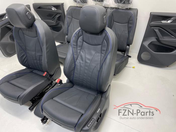 VW Tiguan 571 R-Line Interieur Leer met deurpanelen